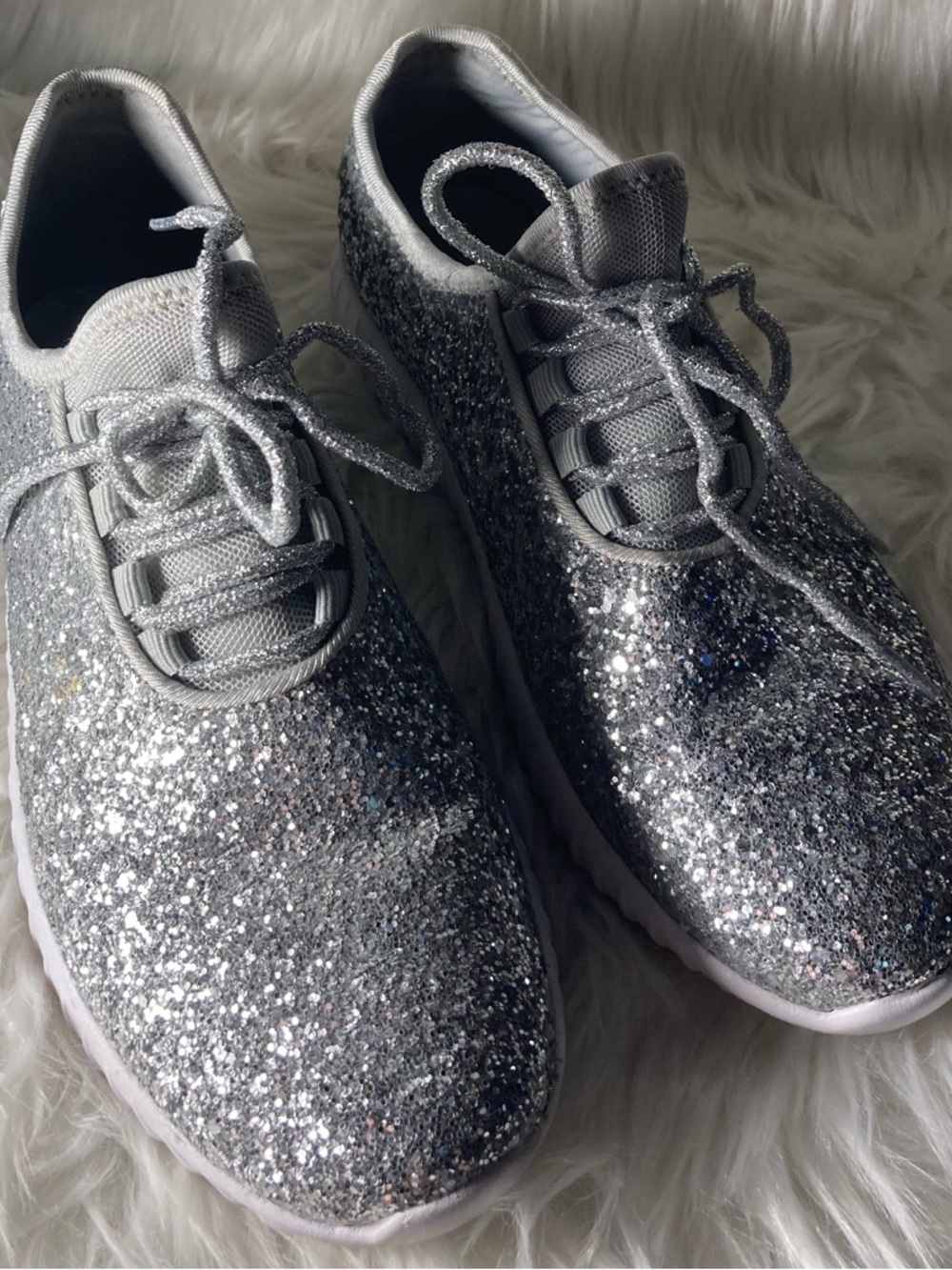 Forever Silver Glitter Lace-Up Women’s Sneakers